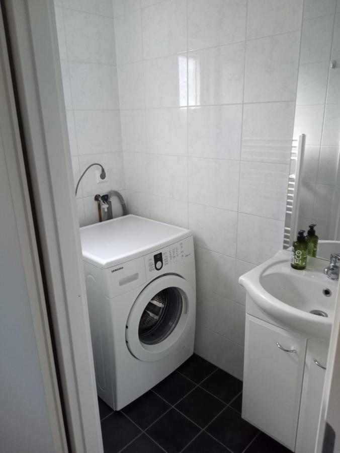 Chalet Bosrand 42 Park Veluwshof 6 P Hoenderloo Esterno foto