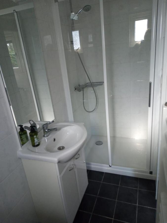 Chalet Bosrand 42 Park Veluwshof 6 P Hoenderloo Esterno foto